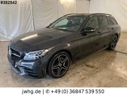 Grau Gebraucht 2021 Mercedes C220 AMG Limousine | 22.450 € (Superpreis)