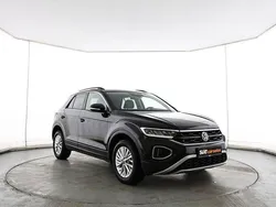 Schwarz Gebraucht 2023 VW T-Roc Life SUV | 19.660 € (Guter Preis)