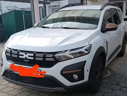 Weiß Gebraucht 2024 Dacia Jogger Kombi | 18.500 € (Fairer Preis)
