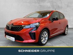 Rot Gebraucht 2024 Renault Clio V Evolution Limousine | 16.890 € (Fairer Preis)