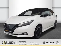 Pearl white/black (schwarz) Neu 2024 Nissan Leaf Tekna Kleinwagen | 33.780 €