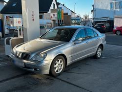 Silber Gebraucht 2001 Mercedes C200 Limousine | 4.500 €