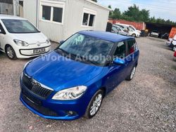 Blau Gebraucht 2014 Skoda Fabia Best of Kleinwagen | 6.699 € (Fairer Preis)