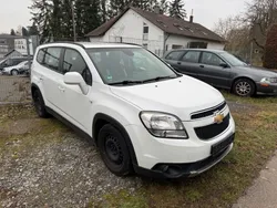 Schneeweiss/summitwhite/arctic Gebraucht 2012 Chevrolet Orlando LT Van / Kleinbus | 2.800 € (Guter Preis)