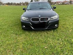 Schwarz Gebraucht 2010 BMW 320 Kombi | 6.800 € (Etwas zu teuer)