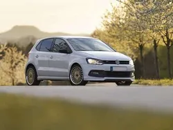 Weiß Gebraucht 2012 VW Polo Comfortline Kleinwagen | 3.900 € (Guter Preis)