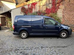 Blau Gebraucht 2011 VW Caddy Maxi Van / Kleinbus | 8.900 € (Fairer Preis)