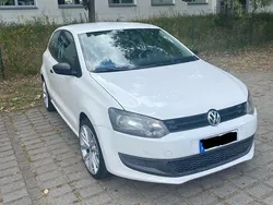 Weiß Gebraucht 2009 VW Polo Trendline Limousine | 4.200 € (Fairer Preis)