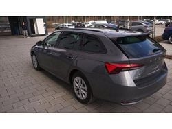 Gebraucht 2024 Skoda Octavia Selection Kombi | 28.940 € (Superpreis)