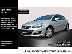 Silber Gebraucht 2015 Opel Astra Selection Limousine | 7.390 € (Fairer Preis)