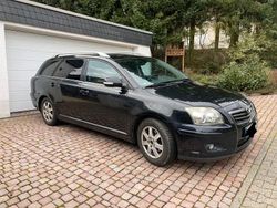 Schwarz Gebraucht 2008 Toyota Avensis Kombi | 999 € (Superpreis)