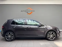 Grau Gebraucht 2016 VW Golf VII LOUNGE Limousine | 12.999 € (Fairer Preis)