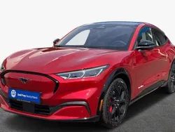 Rot Gebraucht 2024 Ford Mustang Mach-E Premium SUV | 49.925 € (Teuer)