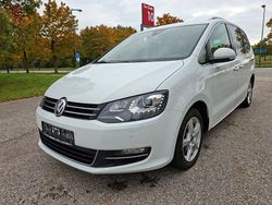 Beige Gebraucht 2019 VW Sharan Highline Van / Kleinbus | 18.990 € (Superpreis)