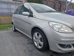 Silber Gebraucht 2005 Mercedes B200 Van / Kleinbus | 1.399 € (Superpreis)