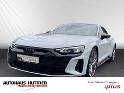 Suzukagrau (metallic) Gebraucht 2022 Audi RS e-tron GT Ambiente Limousine | 73.390 € (Etwas zu teuer)