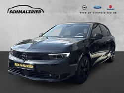 Schwarz Gebraucht 2024 Opel Astra Edition Limousine | 21.970 € (Guter Preis)