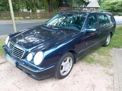Blau Gebraucht 1999 Mercedes 280 Avantgarde Kombi | 2.650 €