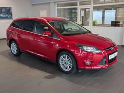 Rot Gebraucht 2013 Ford Focus Titanium Kombi | 9.950 € (Etwas zu teuer)