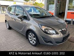 Braun Gebraucht 2011 Opel Meriva Innovation Van / Kleinbus | 8.380 € (Teuer)