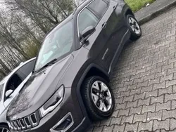 Braun Gebraucht 2017 Jeep Compass Limited SUV | 16.600 € (Fairer Preis)