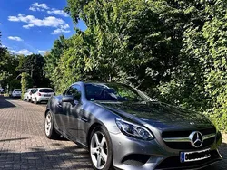 Grau Gebraucht 2018 Mercedes SLC200 Cabrio | 27.400 € (Fairer Preis)