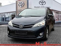 Titaniumblau mica metallic Gebraucht 2015 Toyota Verso Skyview Edition Van / Kleinbus | 14.750 € (Fairer Preis)