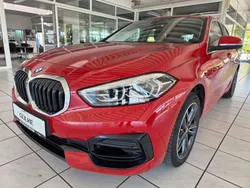 Rot Gebraucht 2021 BMW 120 Sport Line Kleinwagen | 27.950 € (Etwas zu teuer)