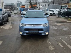 Silber Gebraucht 2015 Mitsubishi Outlander P-HEV Plus SUV | 12.499 € (Guter Preis)