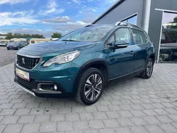 Grün Gebraucht 2018 Peugeot 2008 Allure SUV | 7.900 € (Fairer Preis)