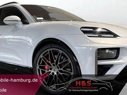 Grau Gebraucht 2024 Porsche Macan SUV | 112.000 €