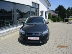 Pantherschwarz metallic Gebraucht 2013 Ford Focus Titanium Kleinwagen | 4.500 € (Superpreis)