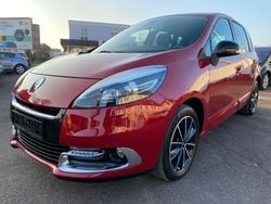 Rot Gebraucht 2012 Renault Scénic III Bose Edition Van / Kleinbus | 7.199 € (Teuer)