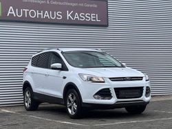 Weiß Gebraucht 2015 Ford Kuga Titanium SUV | 12.990 € (Fairer Preis)