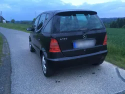 Grau Gebraucht 1999 Mercedes A190 Kleinwagen | 850 € (Guter Preis)