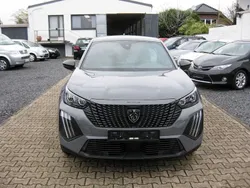 Grau Neu 2024 Peugeot 2008 Active SUV | 19.999 € (Superpreis)