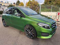 Grün Gebraucht 2018 Mercedes B180 Van / Kleinbus | 14.999 € (Fairer Preis)