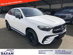 Weiß Gebraucht 2024 Mercedes GLC200 AMG SUV | 65.500 €