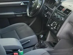 Braun Gebraucht 2013 VW Touran Van / Kleinbus | 7.800 € (Fairer Preis)
