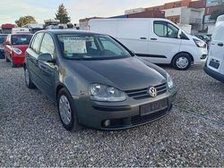 Grau Gebraucht 2004 VW Golf IV Trendline Limousine | 2.150 € (Fairer Preis)