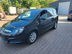 Schwarz Gebraucht 2006 Opel Zafira Edition Van / Kleinbus | 2.800 € (Fairer Preis)