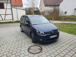Blau Gebraucht 2012 VW Touran Highline Van / Kleinbus | 10.800 € (Etwas zu teuer)