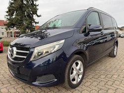 Blau Gebraucht 2017 Mercedes V220 Edition Van / Kleinbus | 22.990 € (Superpreis)