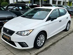 Weiß Gebraucht 2018 Seat Ibiza Beats Limousine | 7.500 € (Fairer Preis)