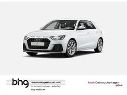 Gletscherweiß metallic Gebraucht 2024 Audi A1 Sportback Advanced Kleinwagen | 21.830 € (Guter Preis)