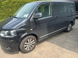 Schwarz Gebraucht 2015 VW T5 Highline Van | 23.000 € (Teuer)