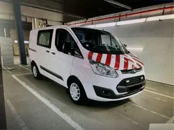 Weiß Gebraucht 2017 Ford Transit Custom Trend Van / Kleinbus | 13.260 € (Guter Preis)