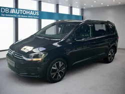 Schwarz Gebraucht 2022 VW Touran Active Van / Kleinbus | 27.490 € (Superpreis)