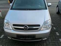 Silber Gebraucht 2003 Opel Meriva Van / Kleinbus | 800 € (Superpreis)
