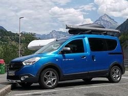 Blau Gebraucht 2020 Dacia Dokker Stepway Limousine | 16.000 € (Teuer)